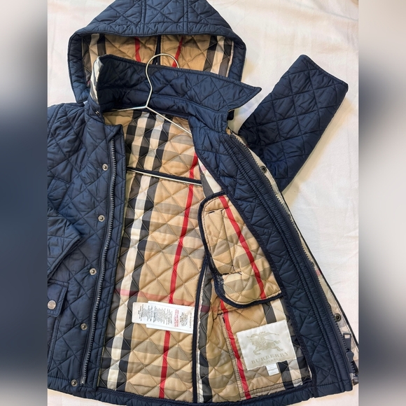 Burberry Boys Quilted Jacket Navy Size 5Y - Picture 4 of 8
